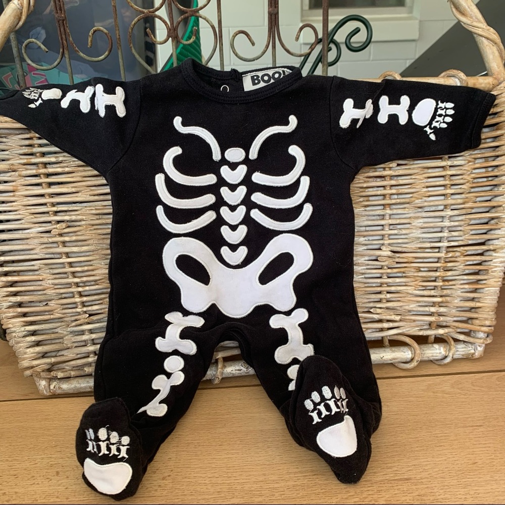 Skelton Halloween infant one piece.